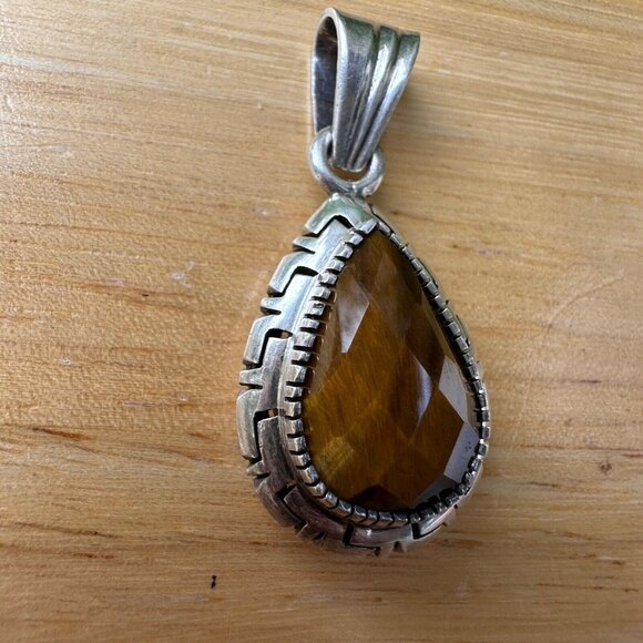 VTG‎ Pendant 1.5" Teardrop Faceted Tiger Eye Gemstone 925 Sterling Silver 5.8g - Picture 2 of 6
